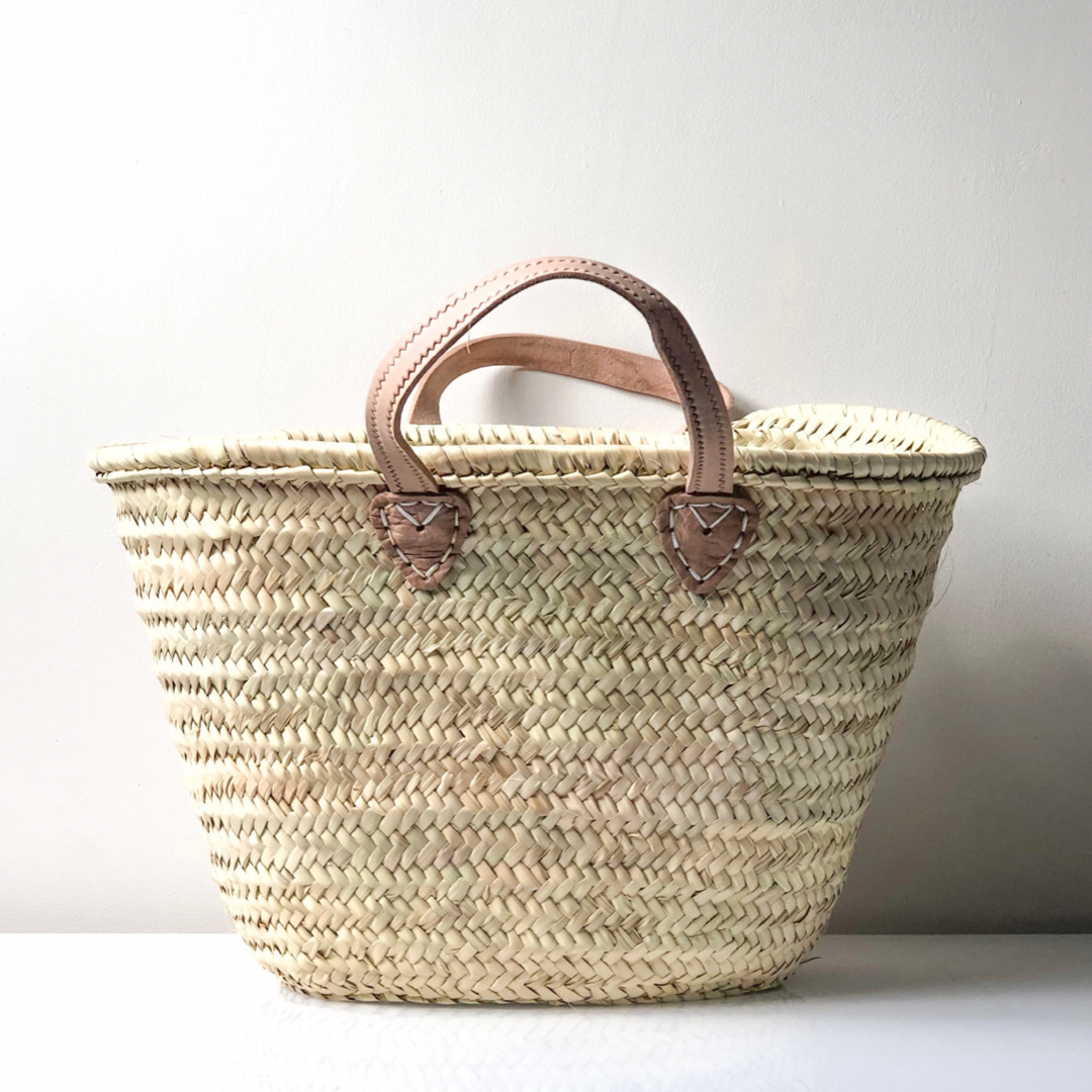 Straw baskets