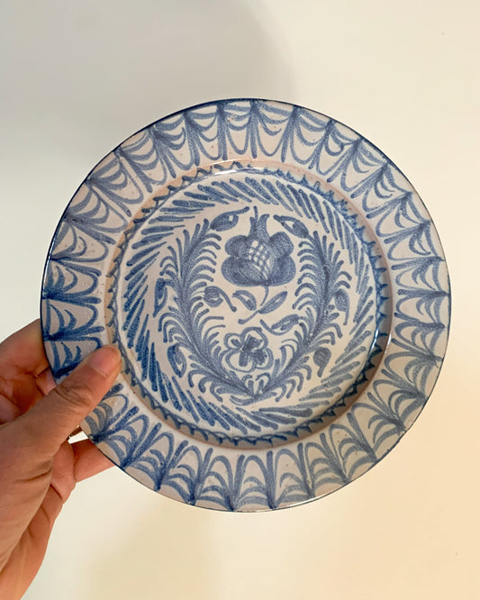 Traditional Spanish plate - Pomegranate Design