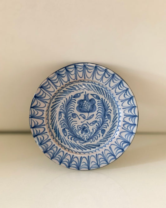 Traditional Spanish plate - Pomegranate Design